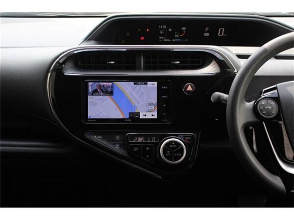 Ref:AUX-19495548 TOYOTA AQUA 2018 - Image 15