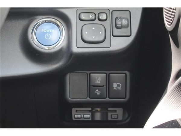 Ref:AUX-19495548 TOYOTA AQUA 2018 - Image 9