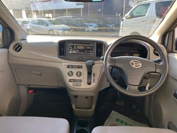 Ref:AUX-19502517 DAIHATSU MIRA E:S 2017 - Image 2