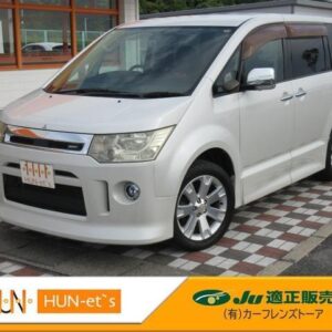 2010 Mitsubishi Delica D:5 pearl gasoline used car Japan export