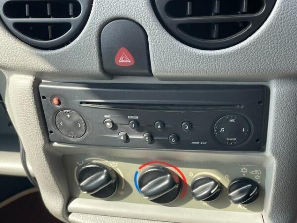 Ref:AUX-19506185 RENAULT KANGOO 2005 - Image 18