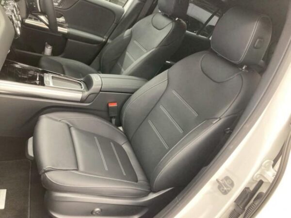 Ref:AUX-19506909 MERCEDES BENZ GLA-CLASS 2025 - Image 4
