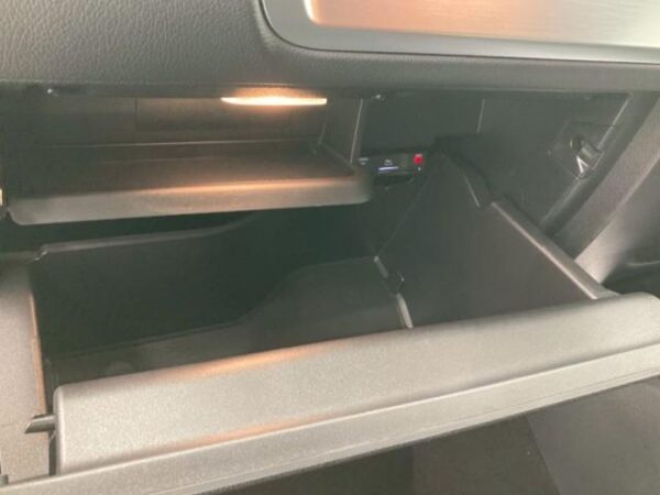 Ref:AUX-19507021 MERCEDES BENZ GLB 2025 - Image 13