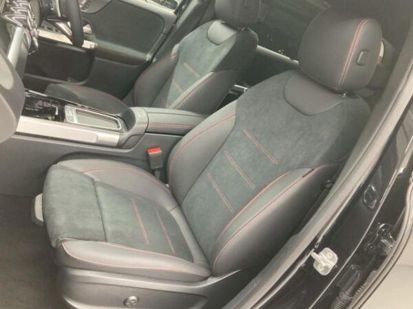 Ref:AUX-19507021 MERCEDES BENZ GLB 2025 - Image 4