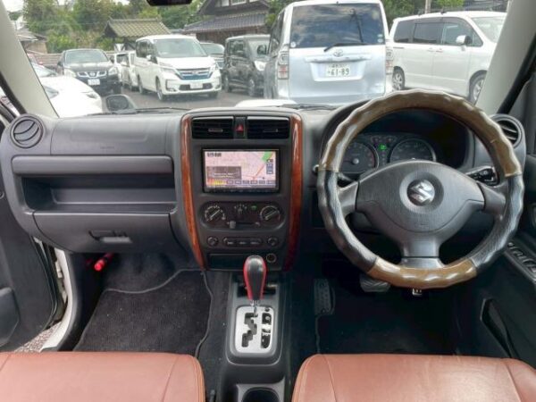 Ref:AUX-19507323 SUZUKI JIMNY 2006 - Image 3