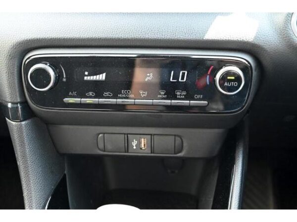 Ref:AUX-19507403 TOYOTA YARIS 2022 - Image 19