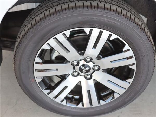 Ref:AUX-19511096 MITSUBISHI DELICA D:5 2024 - Image 11
