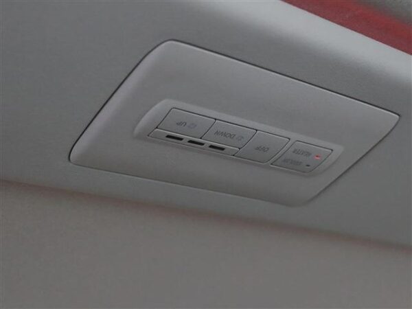 Ref:AUX-19511096 MITSUBISHI DELICA D:5 2024 - Image 20