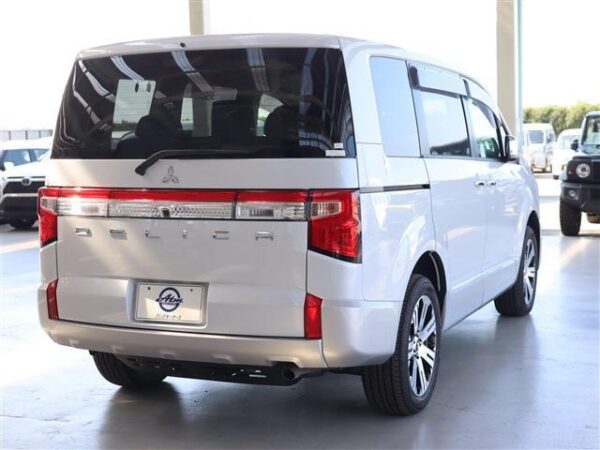 Ref:AUX-19511096 MITSUBISHI DELICA D:5 2024 - Image 9