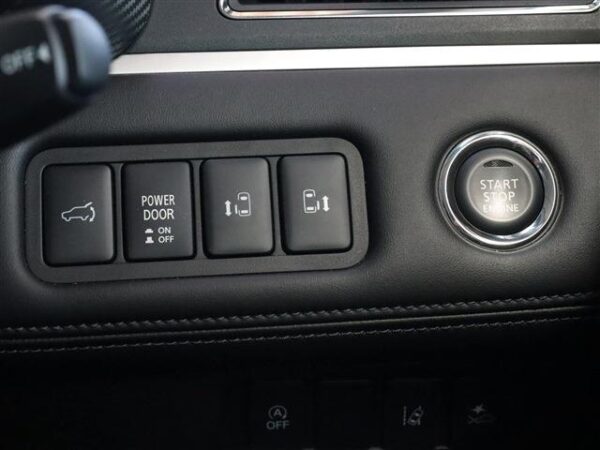 Ref:AUX-19511102 MITSUBISHI DELICA D:5 2024 - Image 14