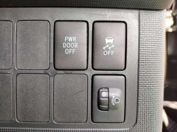 Ref:AUX-19518360 TOYOTA SPADE 2012 - Image 9