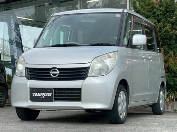 Ref:AUX-19526316 NISSAN ROOX 2012