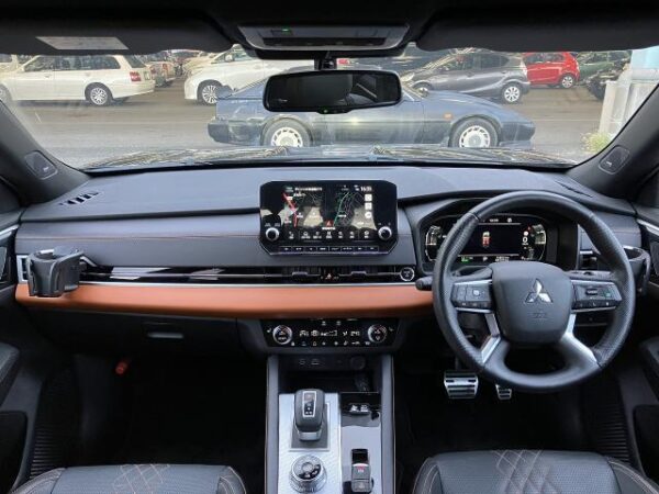 Ref:AUX-19526325 MITSUBISHI OUTLANDER PHEV 2023 - Image 3