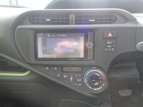 Ref:AUX-19526374 TOYOTA AQUA 2012 - Image 14