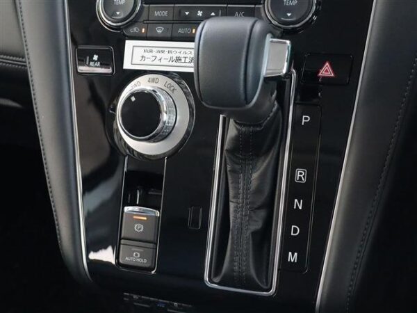 Ref:AUX-19526392 MITSUBISHI DELICA D:5 2024 - Image 12
