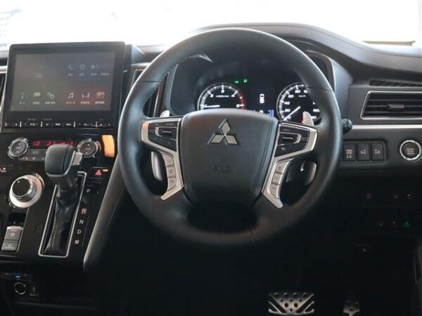 Ref:AUX-19526394 MITSUBISHI DELICA D:5 2024 - Image 2