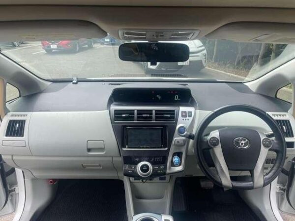 Ref:AUX-19533907 TOYOTA PRIUS ALPHA 2011 - Image 5