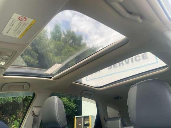 Ref:AUX-19533907 TOYOTA PRIUS ALPHA 2011 - Image 6
