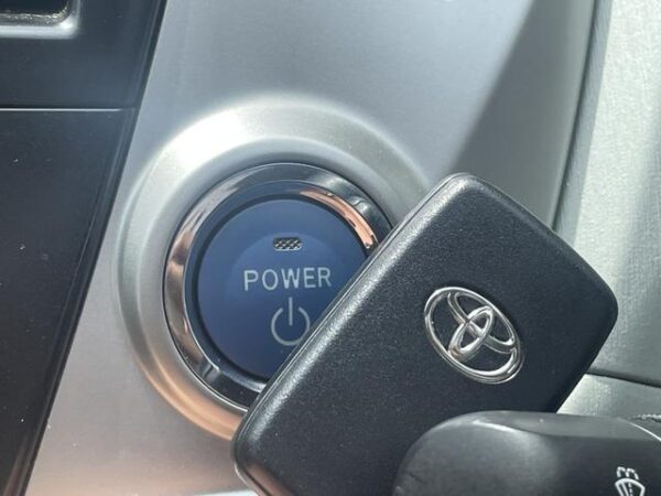 Ref:AUX-19533907 TOYOTA PRIUS ALPHA 2011 - Image 7