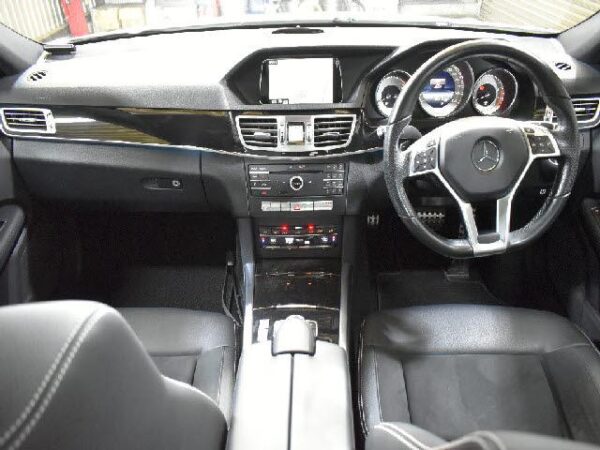 Ref:AUX-19541319 MERCEDES BENZ E-CLASS 2016 - Image 2