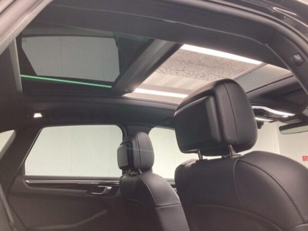 Ref:AUX-19541397 PORSCHE MACAN 2023 - Image 3