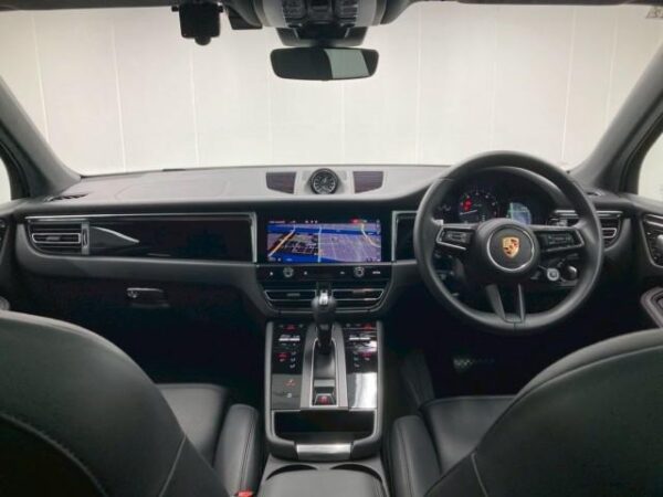 Ref:AUX-19541397 PORSCHE MACAN 2023 - Image 4