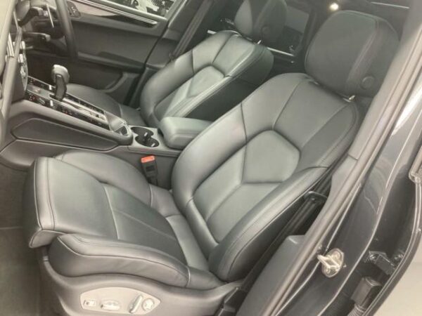 Ref:AUX-19541397 PORSCHE MACAN 2023 - Image 6