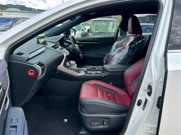 Ref:AUX-19541507 LEXUS NX 2016 - Image 3