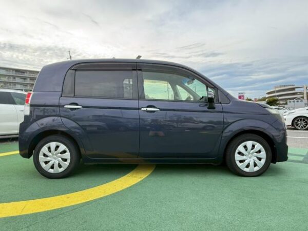 Ref:AUX-19542062 TOYOTA SPADE 2013 - Image 3