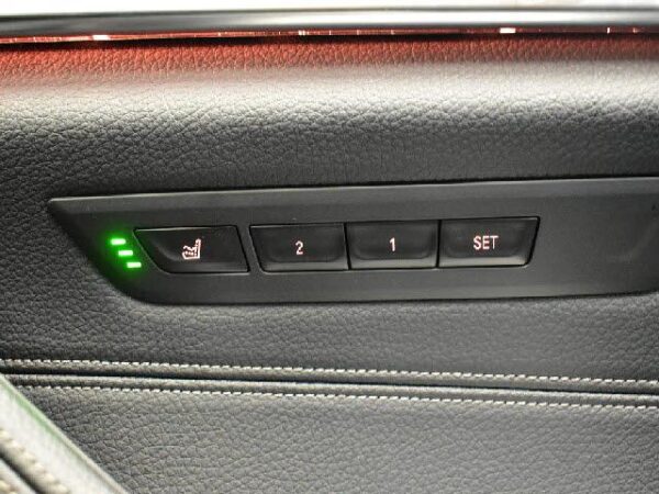 Ref:AUX-19545042 BMW 5 SERIES 2019 - Image 4
