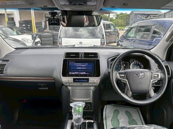 Ref:AUX-19548265 TOYOTA LAND CRUISER PRADO 2022 - Image 2