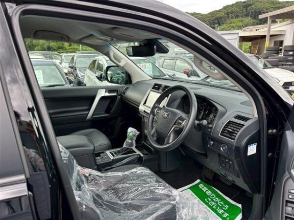 Ref:AUX-19548265 TOYOTA LAND CRUISER PRADO 2022 - Image 17