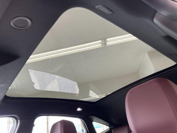 Ref:AUX-19548596 JAGUAR E-PACE 2023 - Image 19