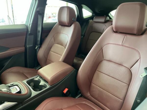 Ref:AUX-19548596 JAGUAR E-PACE 2023 - Image 8