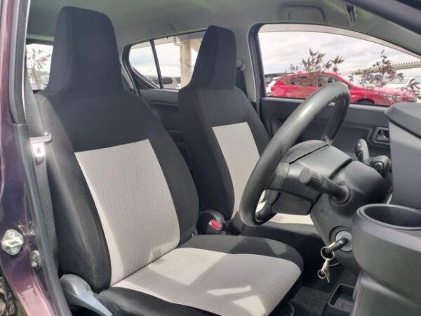 Ref:AUX-19549231 DAIHATSU MIRA E:S 2018 - Image 8