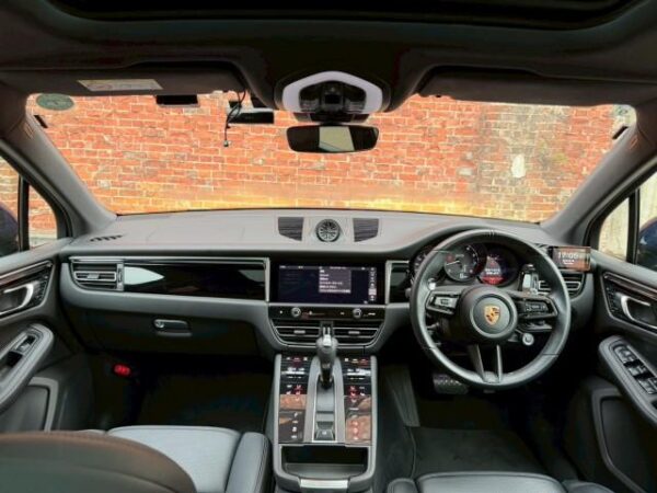Ref:AUX-19552805 PORSCHE MACAN 2023 - Image 3
