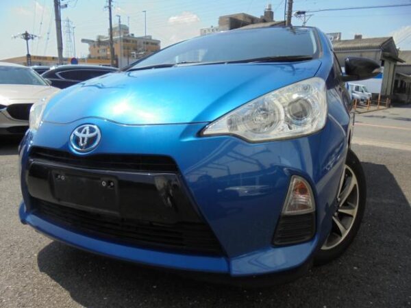 Ref:AUX-19552888 TOYOTA AQUA 2014
