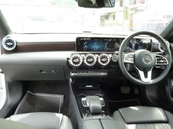 Ref:AUX-19552923 MERCEDES BENZ A-CLASS SEDAN 2019 - Image 3