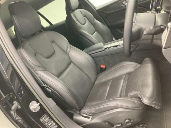 Ref:AUX-19553187 VOLVO V60 2023 - Image 3