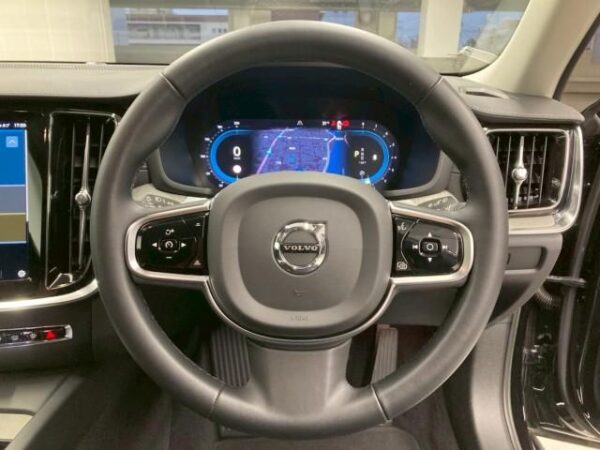 Ref:AUX-19553187 VOLVO V60 2023 - Image 9