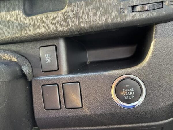 Ref:AUX-19556732 TOYOTA NOAH 2012 - Image 17