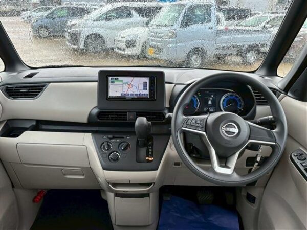 Ref:AUX-19557026 NISSAN ROOX 2023 - Image 2