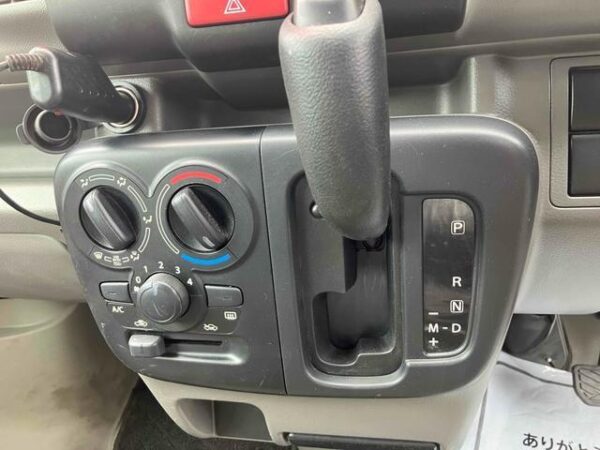 Ref:AUX-19564104 NISSAN NV100 CLIPPER VAN 2025 - Image 10