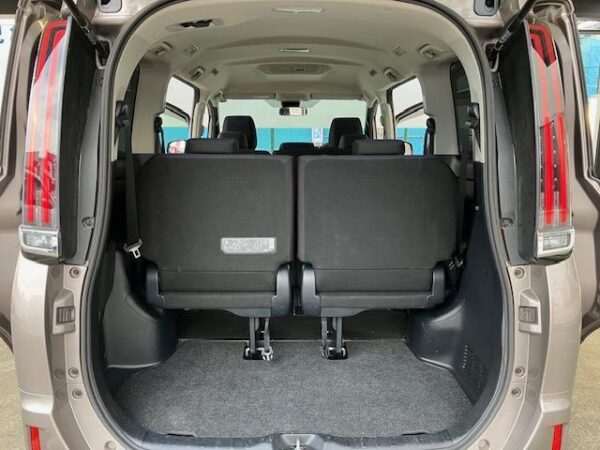 Ref:AUX-19564148 TOYOTA NOAH 2020 - Image 8