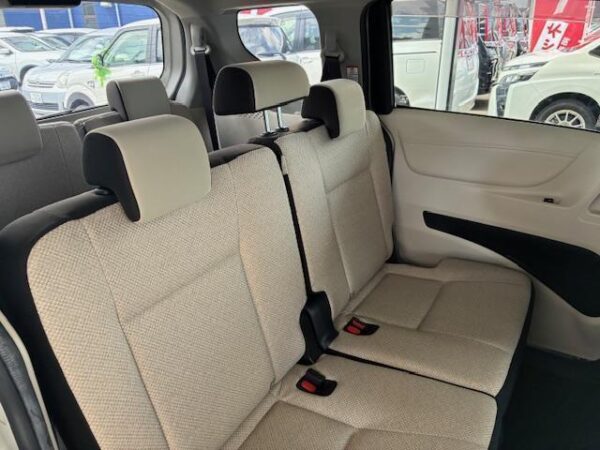 Ref:AUX-19564150 TOYOTA SIENTA 2018 - Image 11