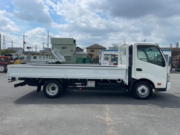 Ref:AUX-19564353 HINO DUTRO 2020 - Image 4