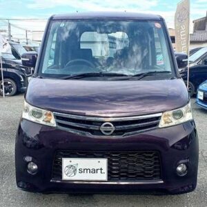 2012 Nissan Roox purple gasoline used car Japan export