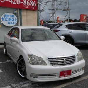 2007 Toyota Crown pearl gasoline used car Japan export
