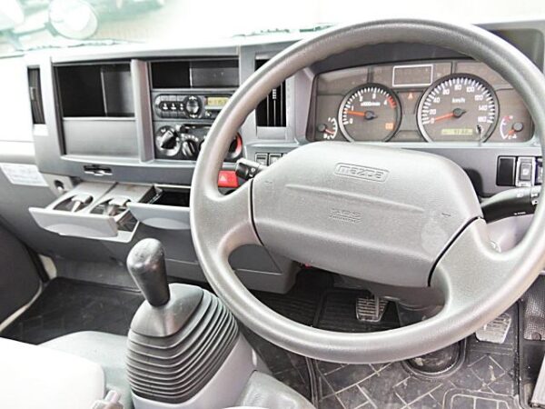 Ref:AUX-19568418 MAZDA TITAN TRUCK 2016 - Image 3