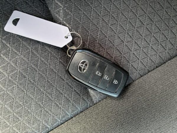 Ref:AUX-19572241 TOYOTA NOAH 2022 - Image 9
